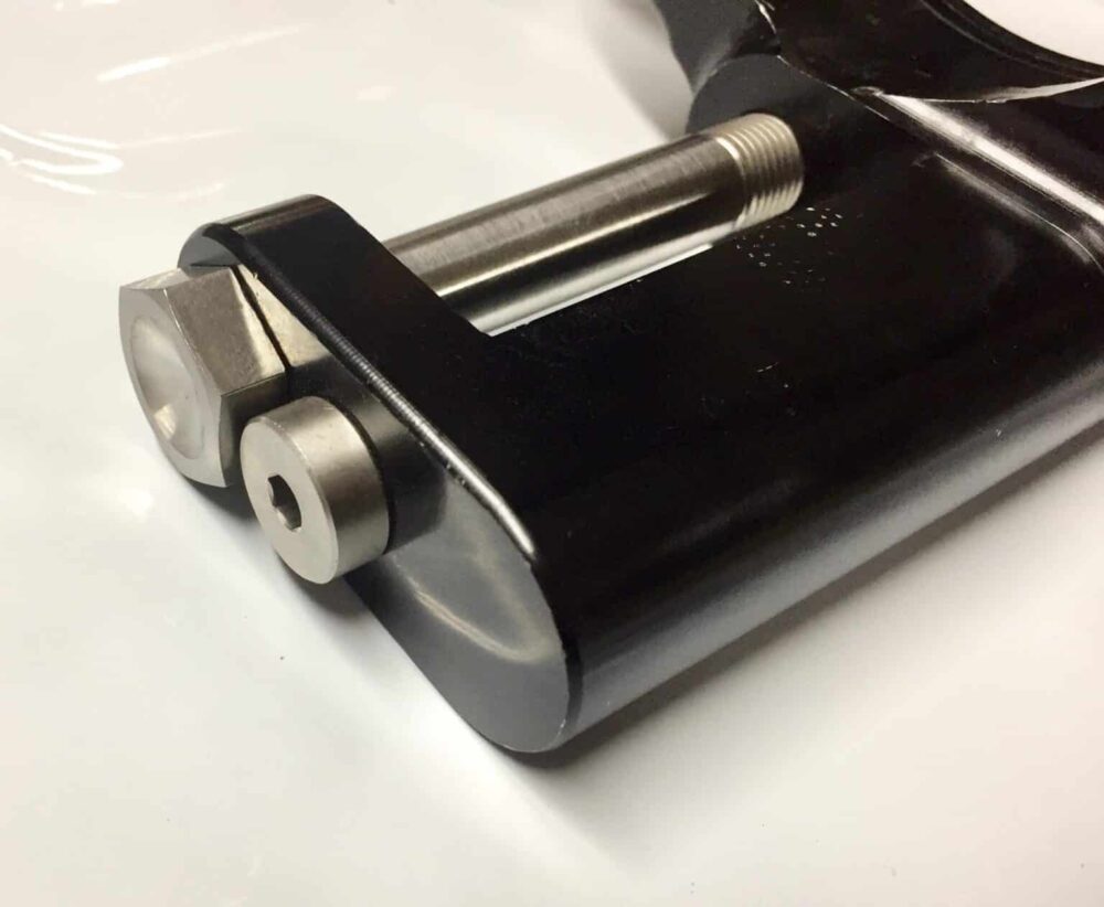 WINTERS BIRD CAGE LOWER LOCKING BOLT - Image 2